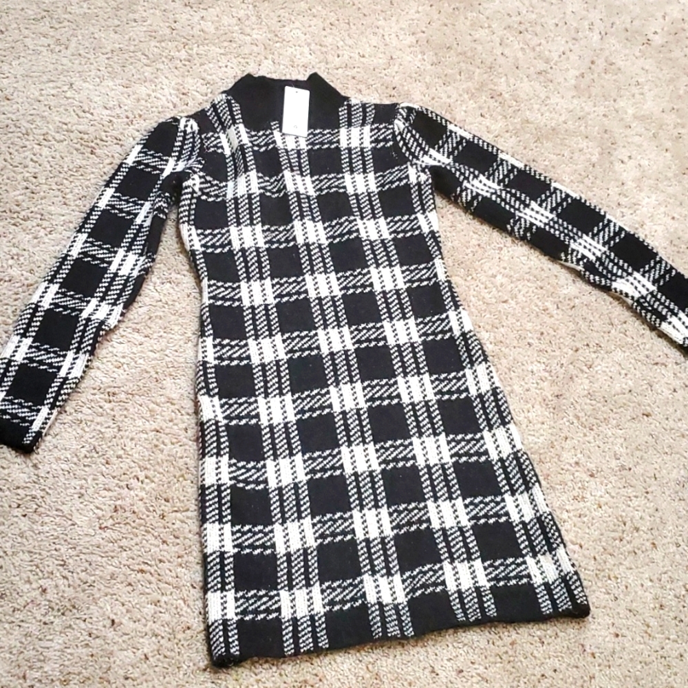 Ladies  soft wool knitted long sleeve dress mock turtleneck.pull over dress new